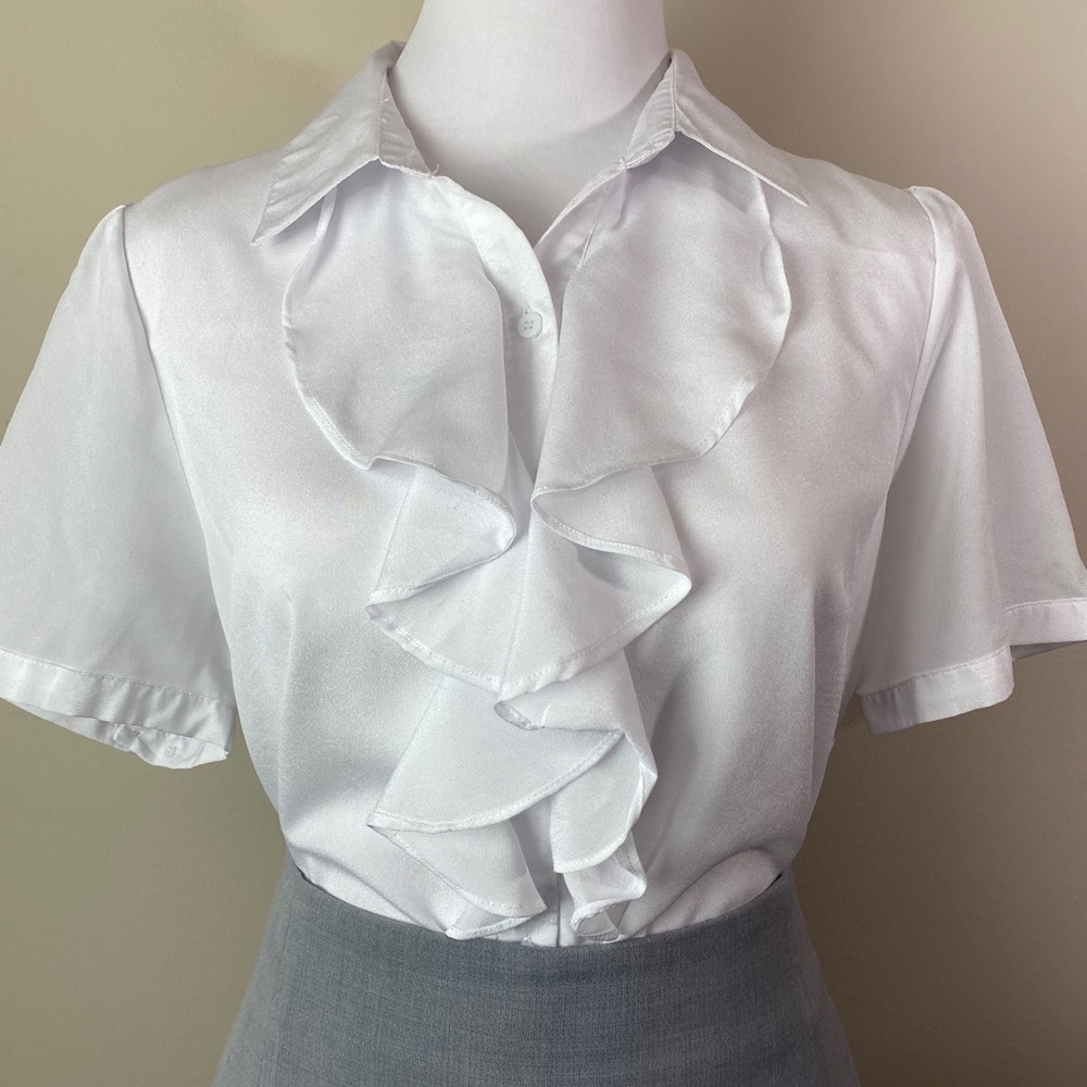GONE! (0165) white ruffle blouse